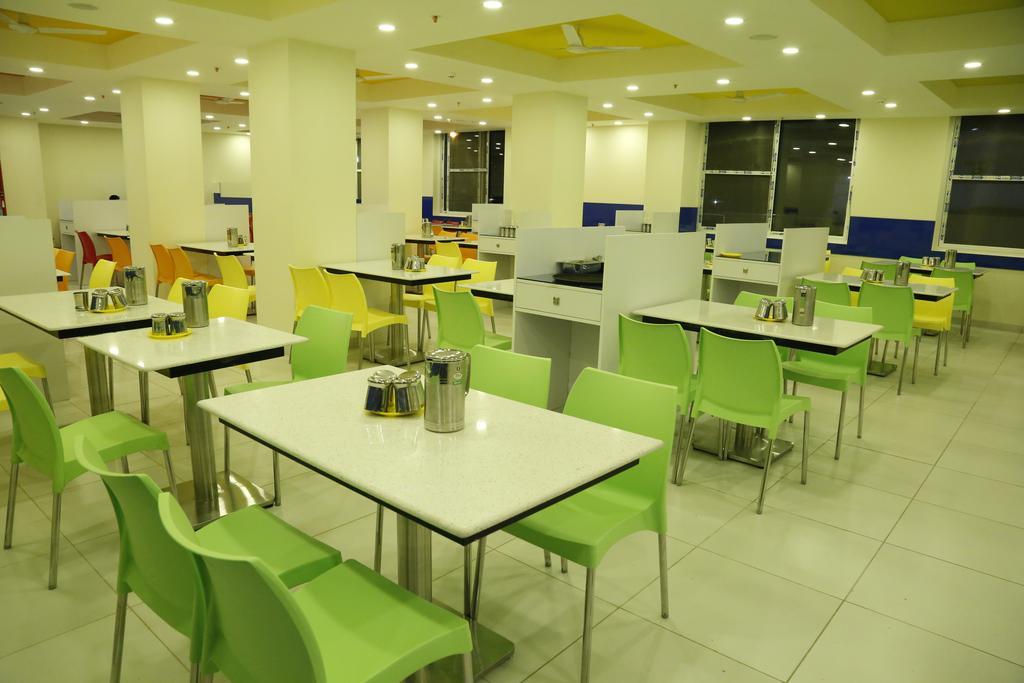 Ganpat Grand Palani Exterior foto